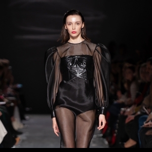 SANNA ONE FW 20/21 Runway