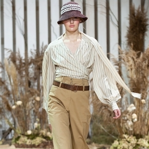 FLOW THE LABEL Парень босоногий FW 19/20 Runway